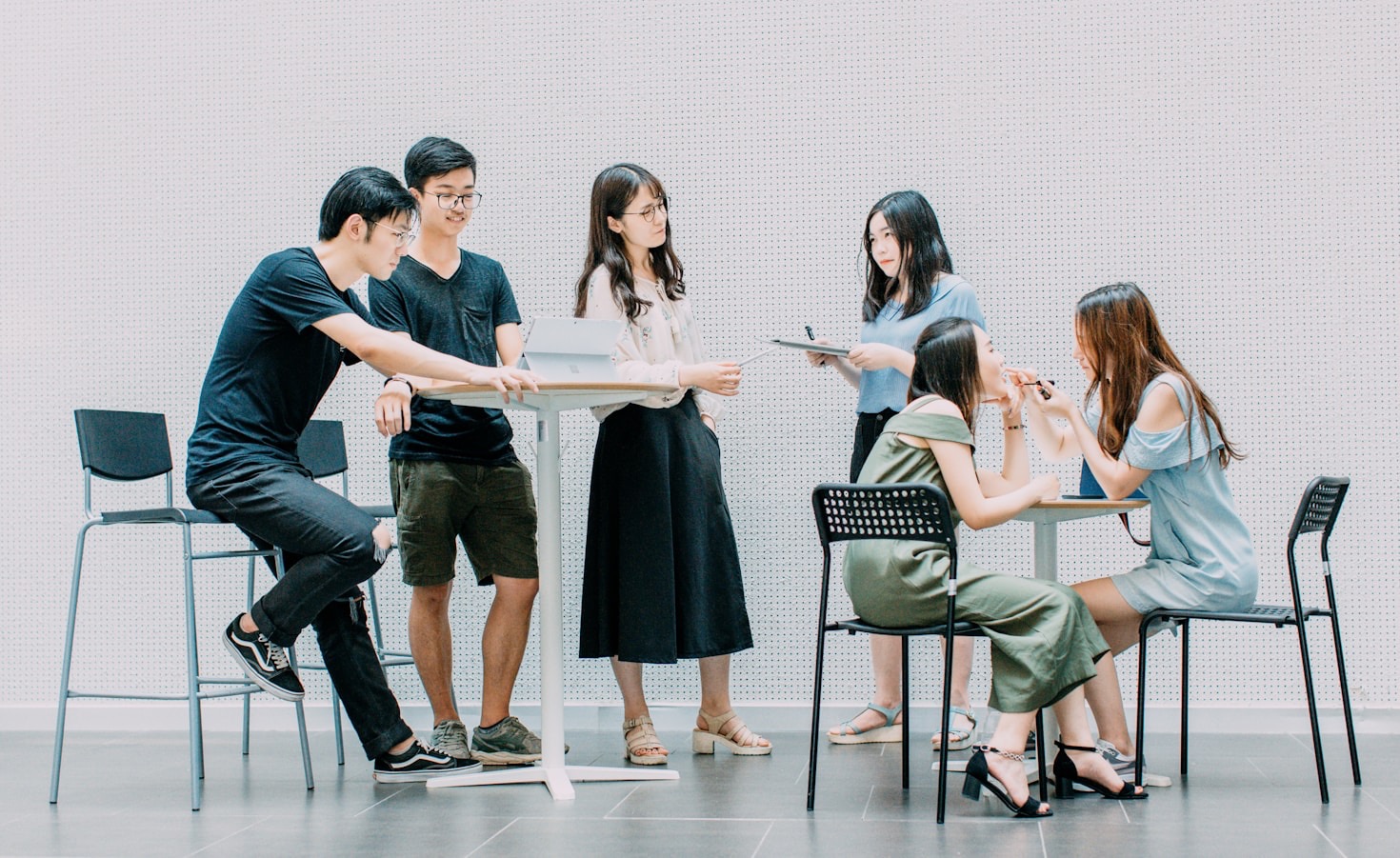 Steps to Build Sustainable Youth Employment Programs